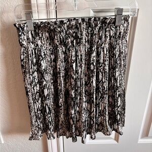Black snake skin pattern skirt with built in shorts